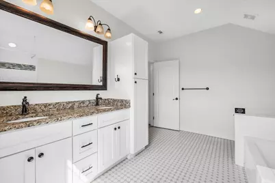 348 Barker Lane, Waco, TX 76705 - Photo 20