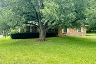1326 E Sherman Dr, Denton, TX 76209 - Photo 14