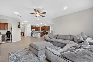 11320 Twisting Peak Rd, Fort Worth, TX 76052 - Photo 4