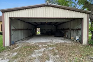 300 S Miller St, Rising Star, TX 76471 - Photo 28