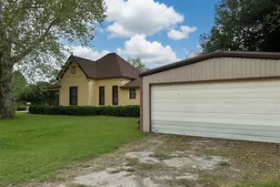 300 S Miller St, Rising Star, TX 76471 - Photo 4