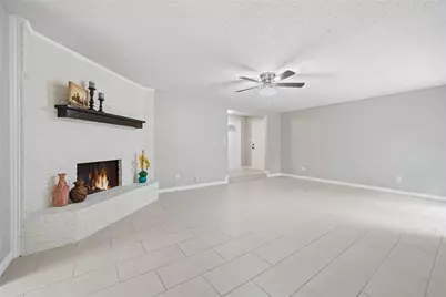 4723 Crest Drive, Arlington, TX 76017 - Photo 6