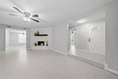 4723 Crest Drive, Arlington, TX 76017 - Photo 2
