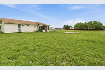 1409 Harrell Avenue, Cisco, TX 76437 - Photo 18