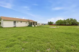1409 Harrell Ave, Cisco, TX 76437 - Photo 18