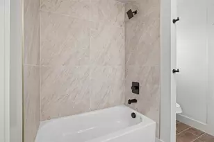 702 Perkins Ct, Granbury, TX 76048 - Photo 30