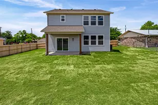 702 Perkins Ct, Granbury, TX 76048 - Photo 16