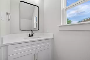 702 Perkins Ct, Granbury, TX 76048 - Photo 24