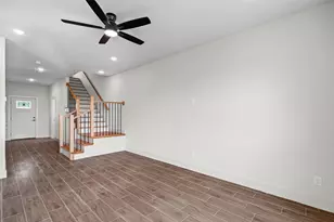 702 Perkins Ct, Granbury, TX 76048 - Photo 22