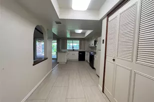 8515 Baumgarten Dr, Dallas, TX 75228 - Photo 18