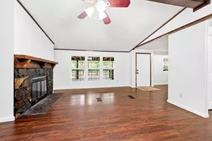 110 Summer Ln, Mabank, TX 75156 - Photo 4