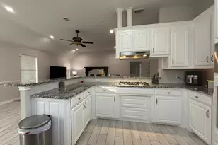 7809 Hightower Dr, North Richland Hills, TX 76182 - Photo 8