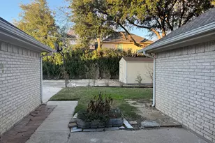 7809 Hightower Dr, North Richland Hills, TX 76182 - Photo 16