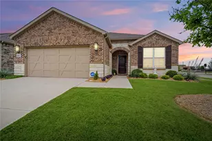 1000 Memorial Dr, Little Elm, TX 76227 - Photo 2