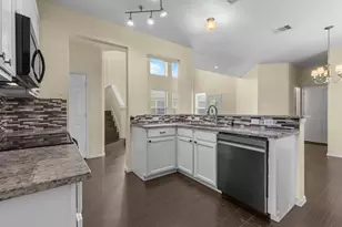 1411 Bristol Ln, Providence Village, TX 76227 - Photo 10