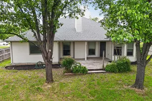 127 Port O Call Ct, Runaway Bay, TX 76426 - Photo 32
