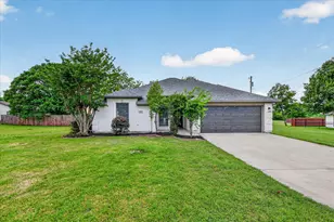 127 Port O Call Ct, Runaway Bay, TX 76426 - Photo 4