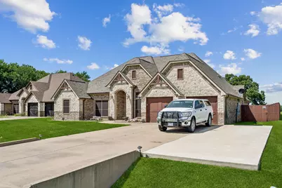 3000 Elkton Drive, Granbury, TX 76049 - Photo 2