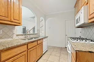 4231 Towne Lake Ct, Irving, TX 75061 - Photo 6