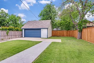 1810 5th Ave, Fort Worth, TX 76110 - Photo 14