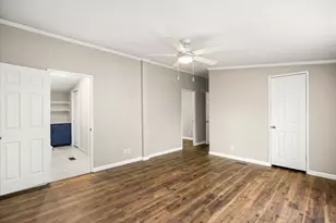 6518 Ashley Ct, Granbury, TX 76049 - Photo 10