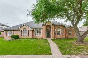 7305 Silverthorn Dr, Rowlett, TX 75089 - Photo 2