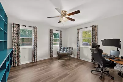 417 Creekmeadow Lane, Lewisville, TX 75067 - Photo 22