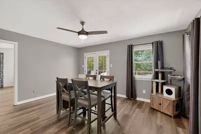 417 Creekmeadow Lane, Lewisville, TX 75067 - Photo 10