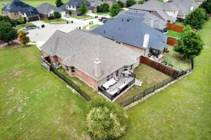 2129 Megan Creek Dr, Little Elm, TX 75068 - Photo 36