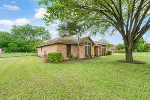 314 Clay Ln, Red Oak, TX 75154 - Photo 4