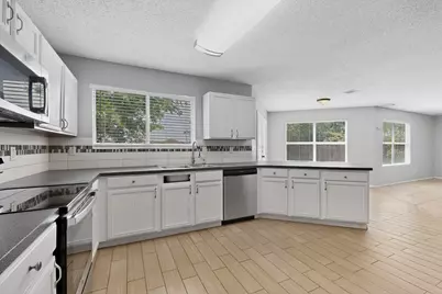 1001 Vicksburg Drive, Ennis, TX 75119 - Photo 14