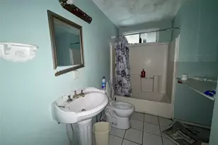 7008 Greenbriar Crescent St, Lake Worth, TX 76135 - Photo 32