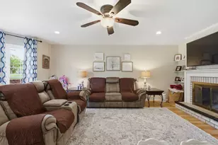 5852 Marina Dr, Garland, TX 75043 - Photo 12
