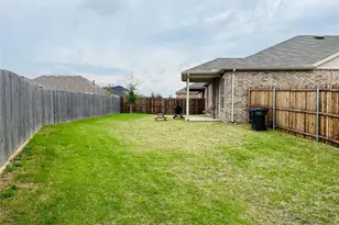 1320 Lackley Dr, Fort Worth, TX 76131 - Photo 14