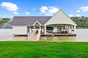 1300 E Scandinavian Ct, Granbury, TX 76048 - Photo 14