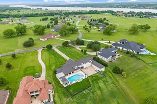 1300 E Scandinavian Ct, Granbury, TX 76048 - Photo 6
