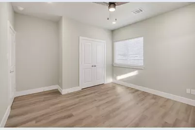 2945 Gordon Avenue, Fort Worth, TX 76110 - Photo 28