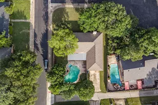 2 Whispering Cir, Hickory Creek, TX 75065 - Photo 36