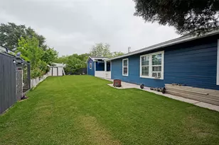 4332 Quails Ln, Fort Worth, TX 76119 - Photo 18