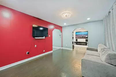 4332 Quails Lane, Fort Worth, TX 76119 - Photo 10