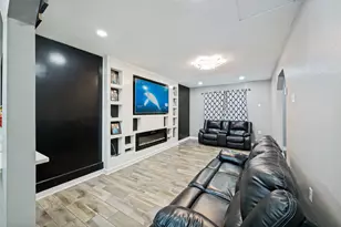 4332 Quails Ln, Fort Worth, TX 76119 - Photo 4