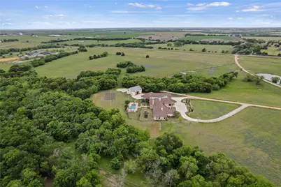 4101 Howard Road, Waxahachie, TX 75165 - Photo 2