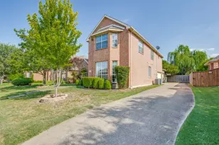 202 Sweetgum Dr, Murphy, TX 75094 - Photo 2
