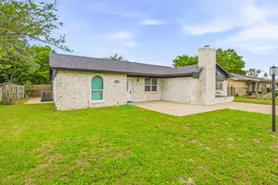 1602 Marie Terrace, Arlington, TX 76010 - Photo 2