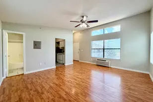 701 W Sycamore St, Denton, TX 76201 - Photo 6
