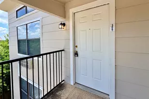 701 W Sycamore St, Denton, TX 76201 - Photo 4