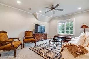 32 Fawn Wood Dr, Dallas, TX 75248 - Photo 18
