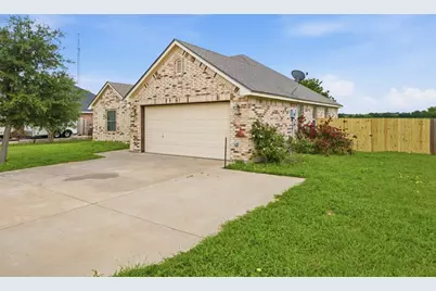 106 Joyce Street, Whitney, TX 76692 - Photo 2