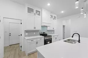 216 E Beachwood Loop, Trinidad, TX 75163 - Photo 12