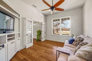 907 Cherry St, Graham, TX 76450 - Photo 8